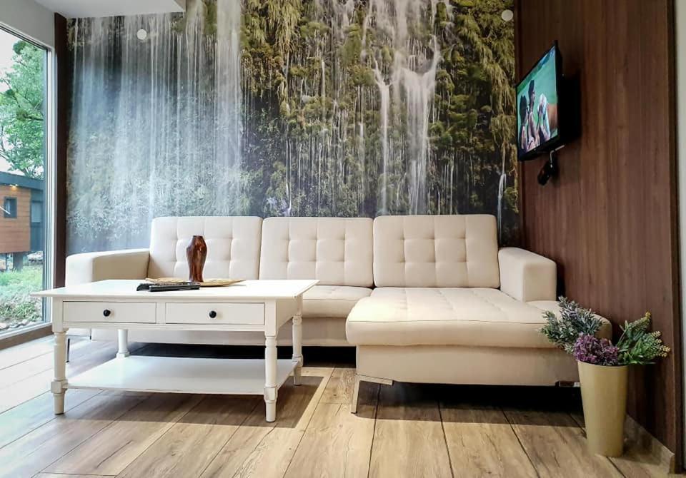 Bungalovi Kljuc المظهر الخارجي الصورة
